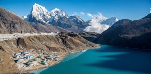 Everest Base Camp with Gokyo Chola